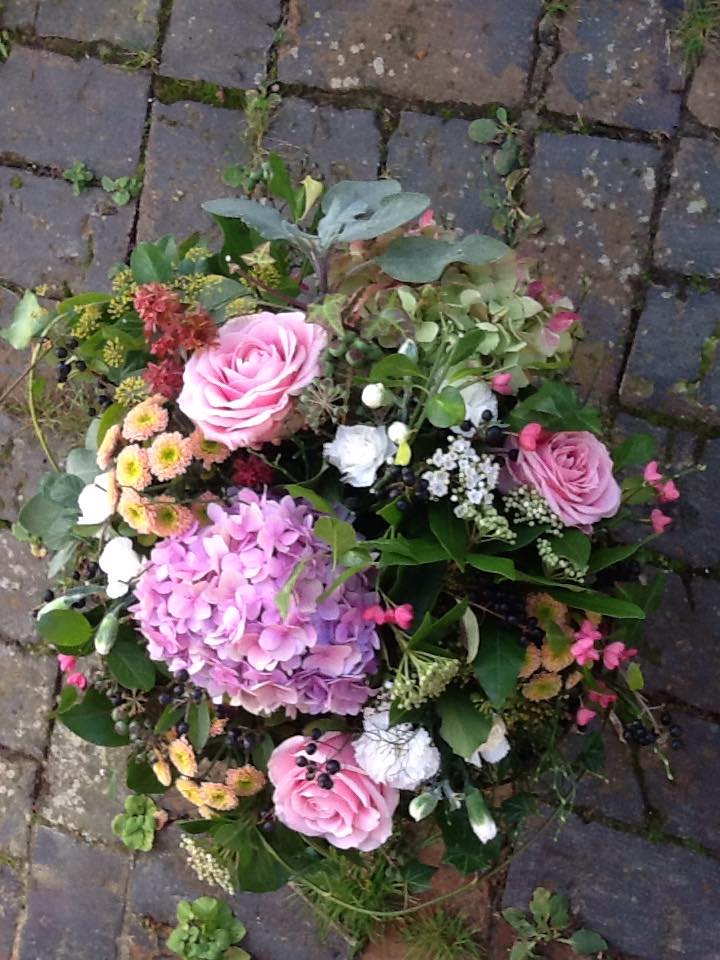 Décoration de voiture de mariage personnalisée